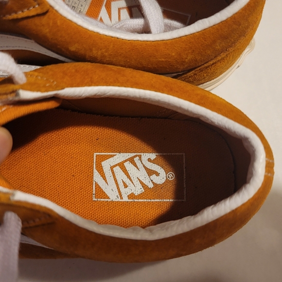 Old Skool Vans in Amber Suede-Size 7.5 Women's/6.0 Men's - Picture 5 of 11